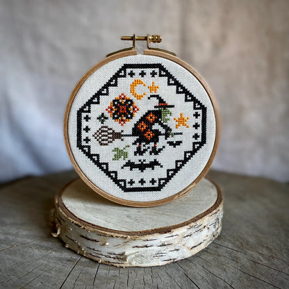 Halloween Tiny Quaker Cross Stitch DIY Kit