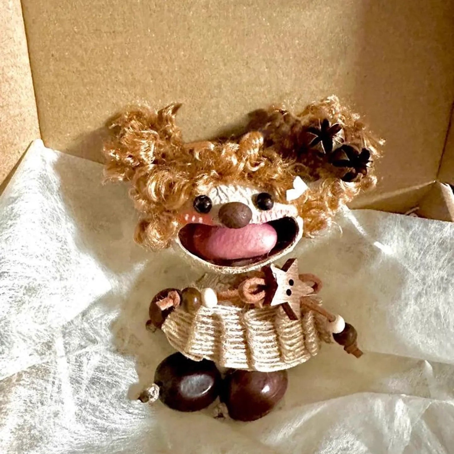 Funny Big-Mouth Nut Shell Doll-Kiri